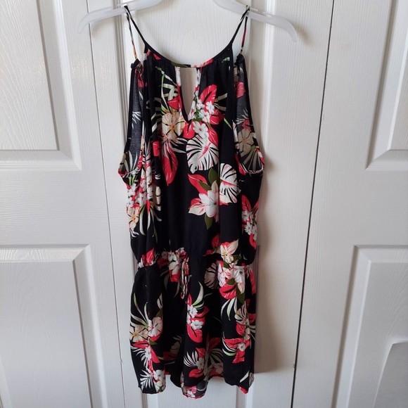 Tropical print playsuit- Women size- M - Picture 3 of 10